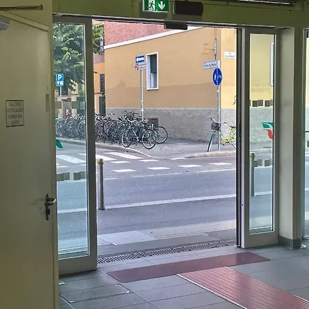 Stop&go Station House Self Check-in Stazione Av Appartamento *